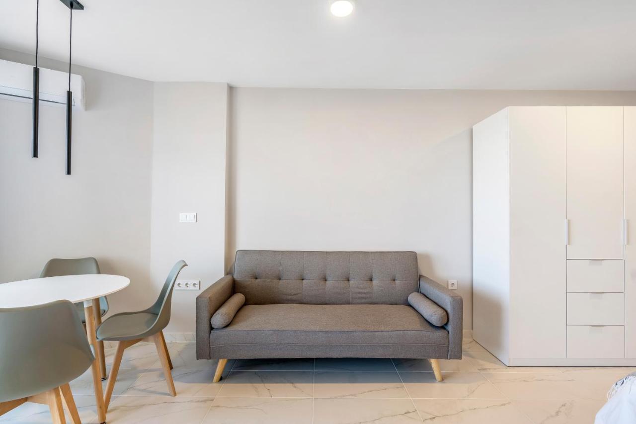 Modern Studio Apartment With Sea Views 5 Min From The Beach Sitio de Calahonda Екстериор снимка