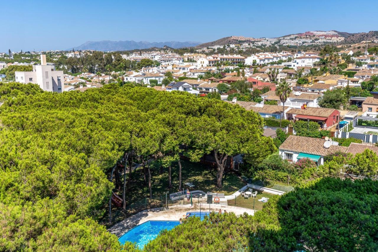 Modern Studio Apartment With Sea Views 5 Min From The Beach Sitio de Calahonda Екстериор снимка
