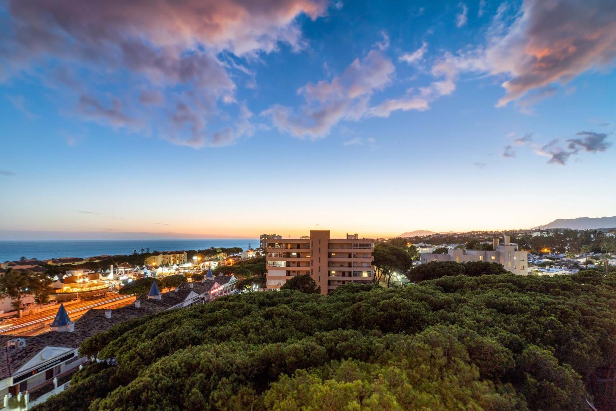 Modern Studio Apartment With Sea Views 5 Min From The Beach Sitio de Calahonda Екстериор снимка