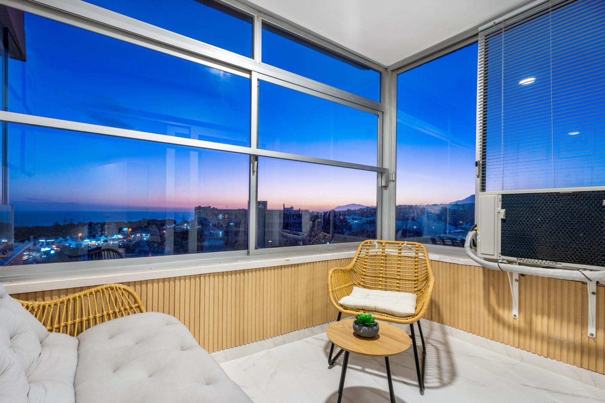 Modern Studio Apartment With Sea Views 5 Min From The Beach Sitio de Calahonda Екстериор снимка